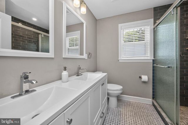 71 BIRCH LN, Paoli, PA 19301