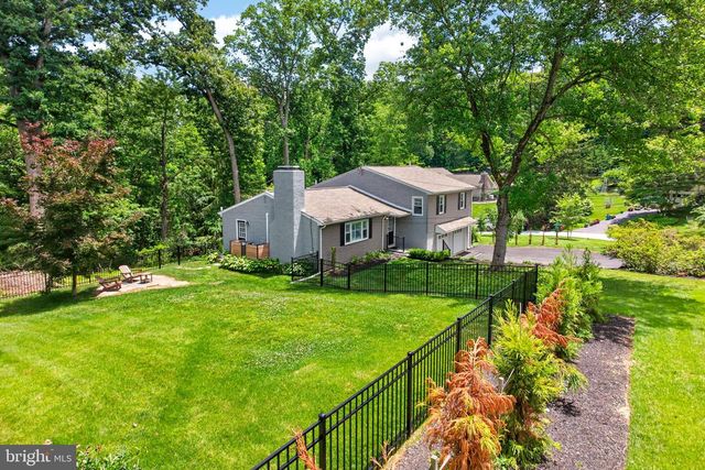 71 BIRCH LN, Paoli, PA 19301