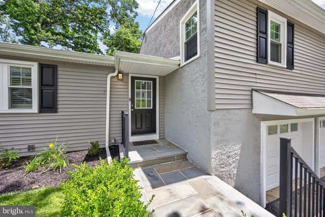 71 BIRCH LN, Paoli, PA 19301