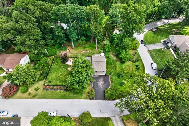 71 BIRCH LN, Paoli, PA 19301