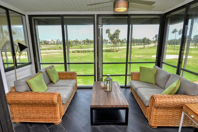 318 NE Golfview Circle, Stuart, FL 34996