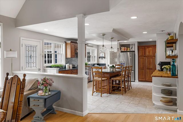 1374 Route 171, Woodstock, CT 06282