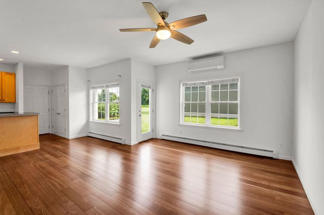 73 Jakes Way, Williston, VT 05495