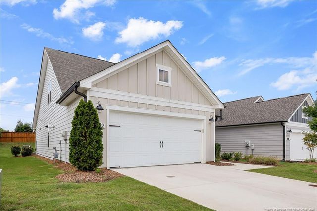 1622 Garden Park Circle, Fuquay Varina, NC 27526
