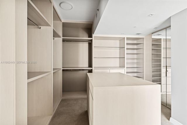 1643 Brickell Ave 902, Miami, FL 33129