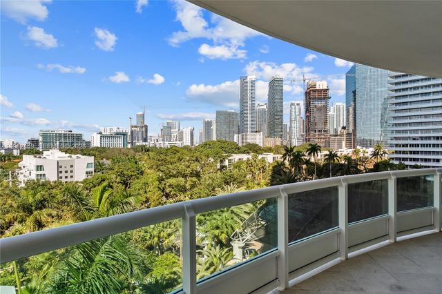 1643 Brickell Ave 902, Miami, FL 33129