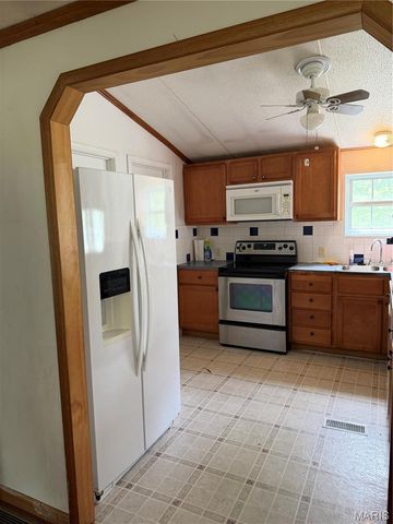 5700 Highway Mm, House Springs, MO 63051