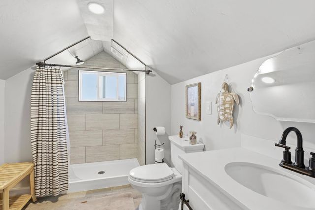 4006 N Crestline St, Spokane, WA 99207