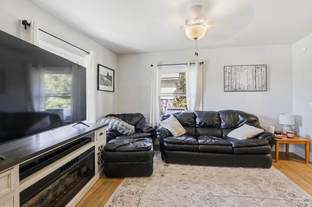 4006 N Crestline St, Spokane, WA 99207