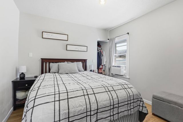 4006 N Crestline St, Spokane, WA 99207