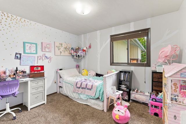 14911 N LYNWOOD Dr, Spokane, WA 99208