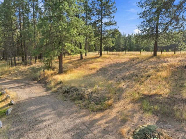 14911 N LYNWOOD Dr, Spokane, WA 99208