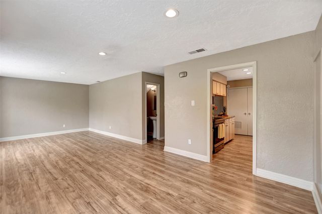 3826 Willow Springs Lane 3826, Houston, TX 77080