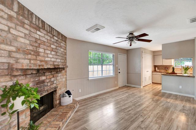3826 Willow Springs Lane 3826, Houston, TX 77080