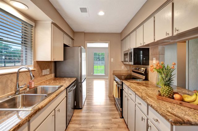 3826 Willow Springs Lane 3826, Houston, TX 77080