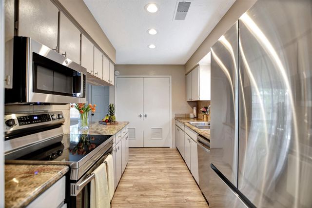 3826 Willow Springs Lane 3826, Houston, TX 77080