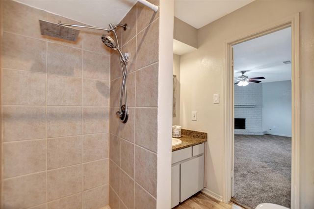 3826 Willow Springs Lane 3826, Houston, TX 77080
