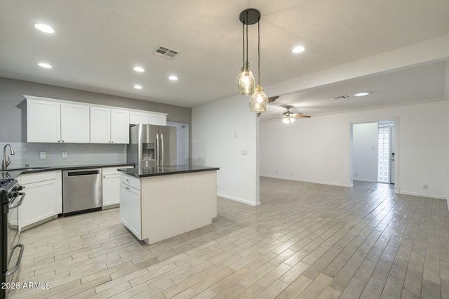 4208 E WILSHIRE Drive, Phoenix, AZ 85008