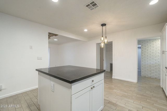 4208 E WILSHIRE Drive, Phoenix, AZ 85008