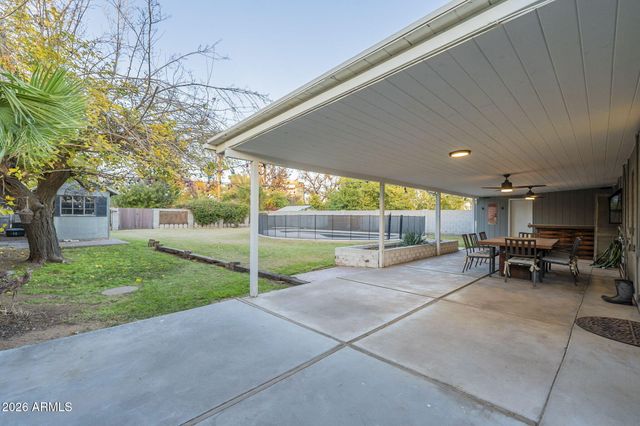 4208 E WILSHIRE Drive, Phoenix, AZ 85008