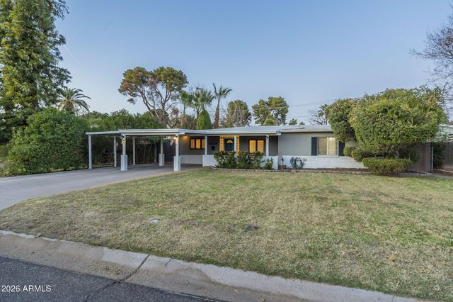 4208 E WILSHIRE Drive, Phoenix, AZ 85008