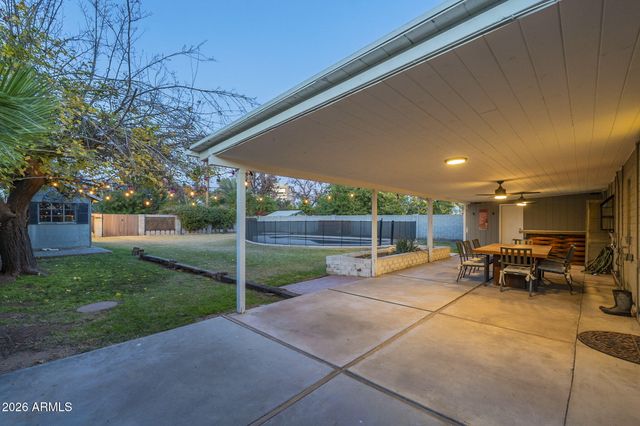 4208 E WILSHIRE Drive, Phoenix, AZ 85008