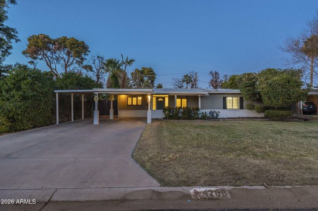 4208 E WILSHIRE Drive, Phoenix, AZ 85008