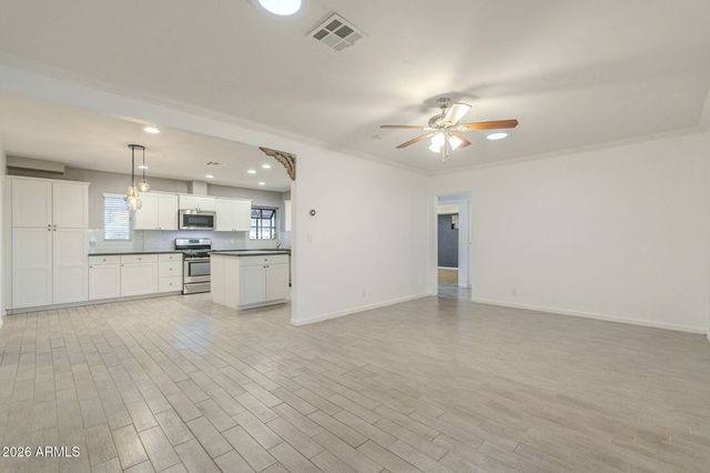 4208 E WILSHIRE Drive, Phoenix, AZ 85008