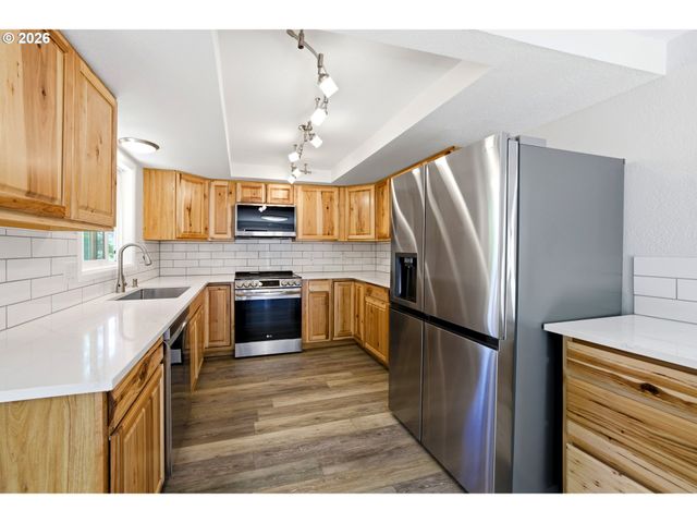 6040 Nw HIGH HEAVEN Rd, Mc Minnville, OR 97128