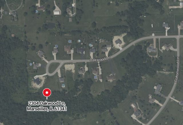 2304 Oakwood Lane, Marseilles, IL 61341