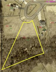 2304 Oakwood Lane, Marseilles, IL 61341