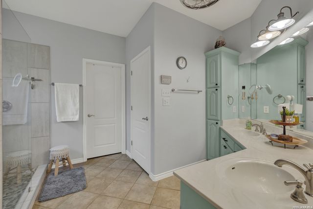 1159 CHERRY HL, New Braunfels, TX 78130