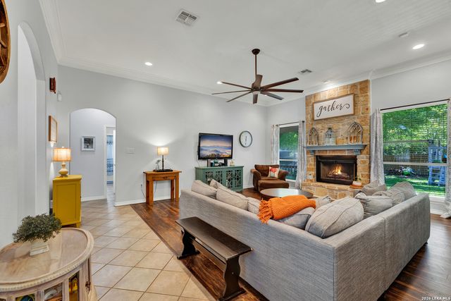 1159 CHERRY HL, New Braunfels, TX 78130