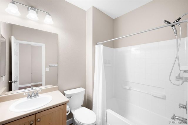 13543 E Longview Avenue, Englewood, CO 80111