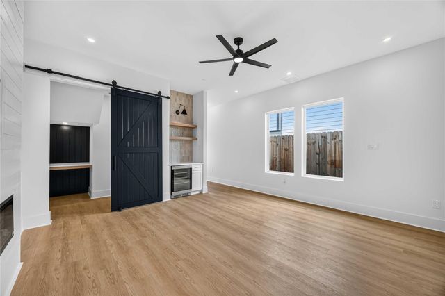 7817 Sandy Street A-B, Houston, TX 77028