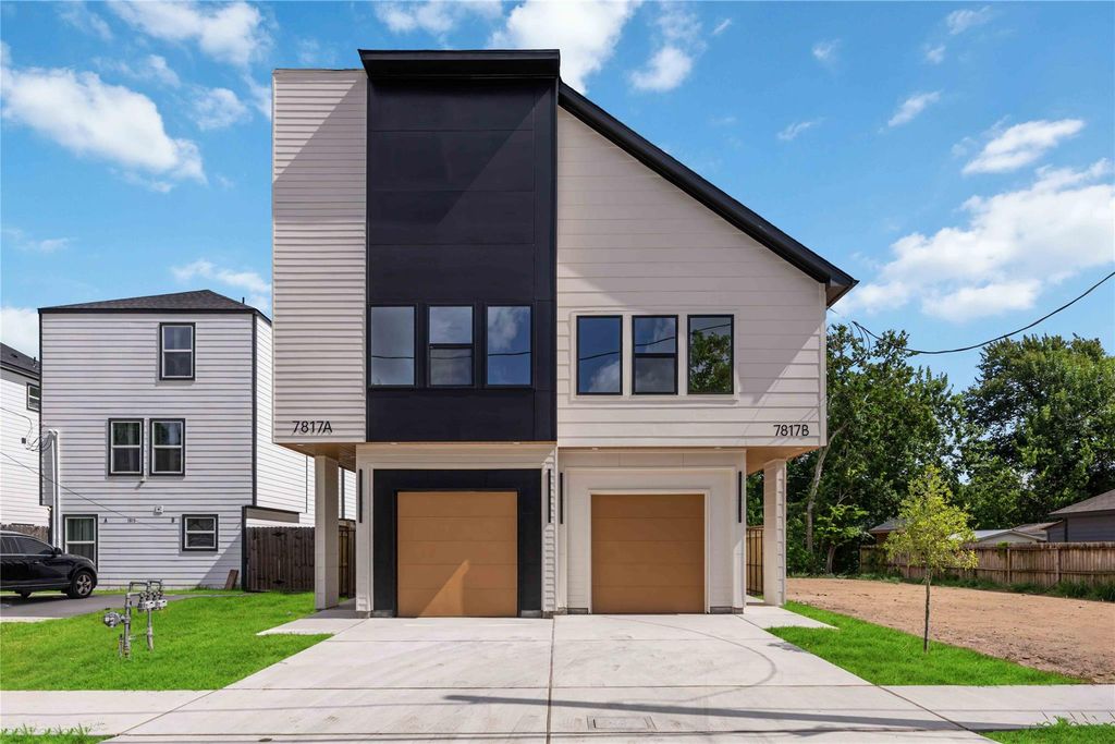 7817 Sandy Street A-B, Houston, TX 77028