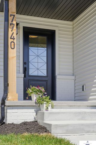 7740 Vera Drive, Lincoln, NE 68516