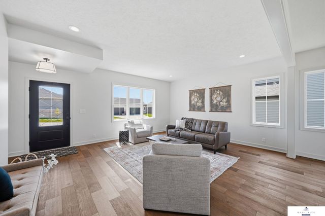7740 Vera Drive, Lincoln, NE 68516