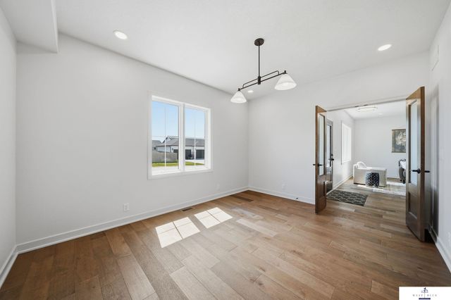 7740 Vera Drive, Lincoln, NE 68516