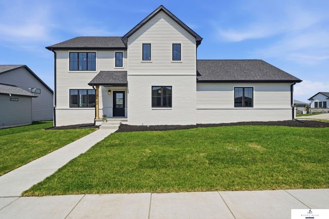 7740 Vera Drive, Lincoln, NE 68516
