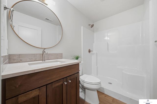 7740 Vera Drive, Lincoln, NE 68516