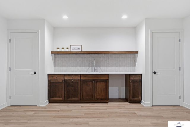 7740 Vera Drive, Lincoln, NE 68516