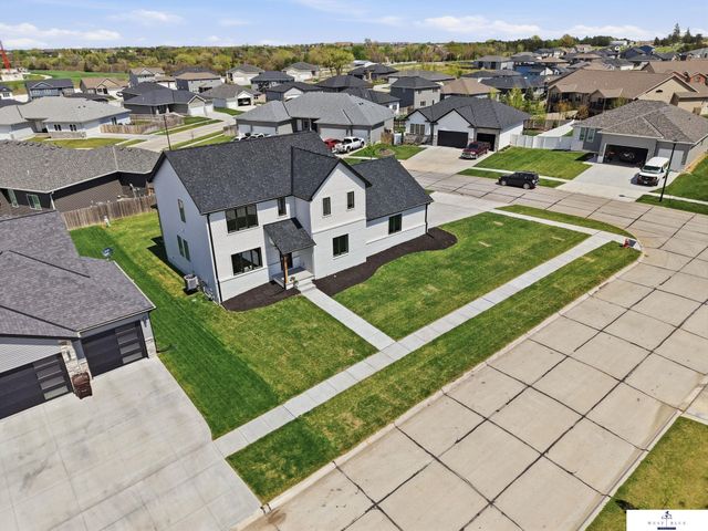 7740 Vera Drive, Lincoln, NE 68516