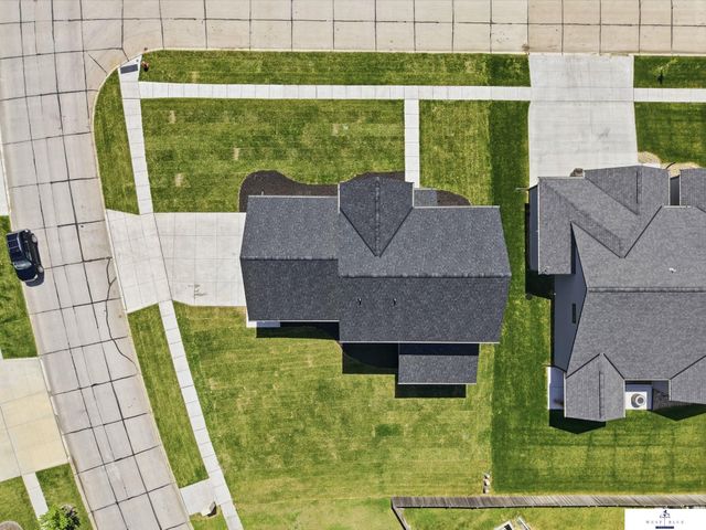 7740 Vera Drive, Lincoln, NE 68516