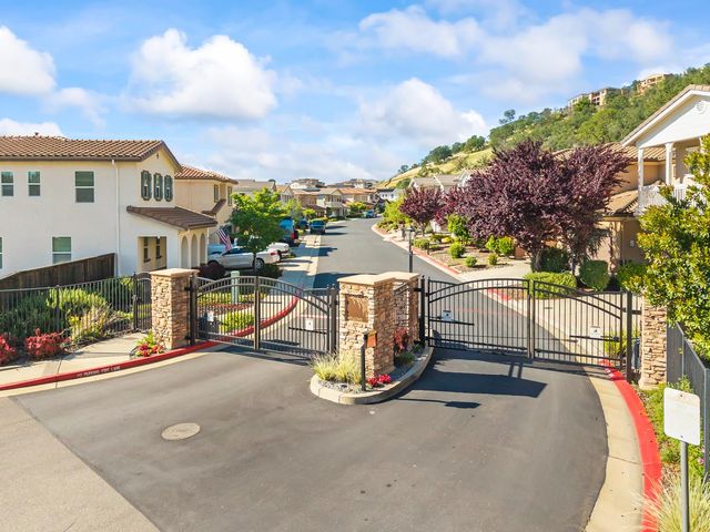 947 Via Treviso, El Dorado Hills, CA 95762