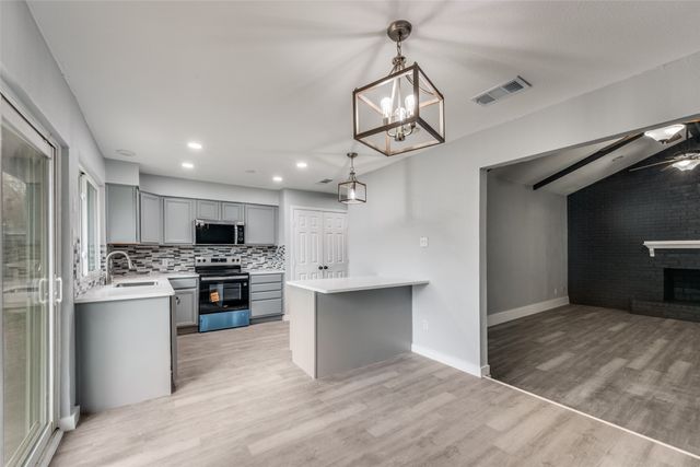 2006 Elmridge Drive, Arlington, TX 76012