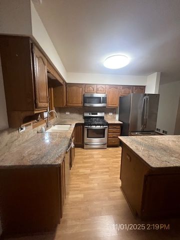 60 W Tam O Shanter Drive, Crete, IL 60417