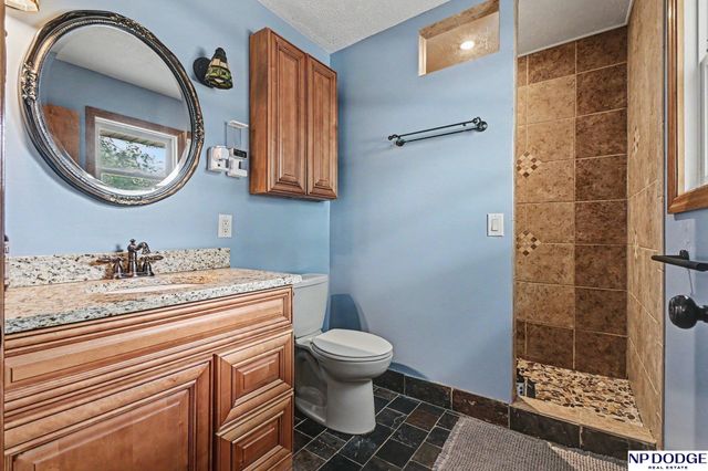 602 N 151 Circle, Omaha, NE 68154
