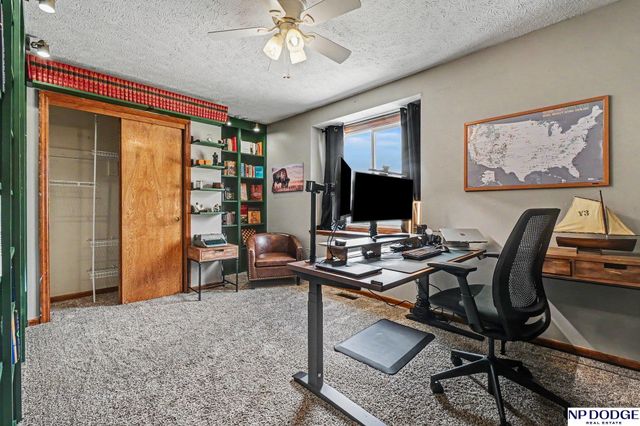 602 N 151 Circle, Omaha, NE 68154