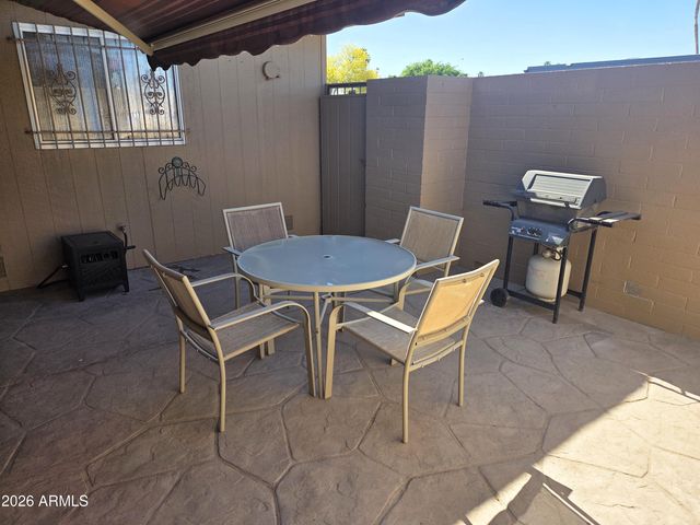 10855 W BUCCANEER Drive, Sun City, AZ 85351